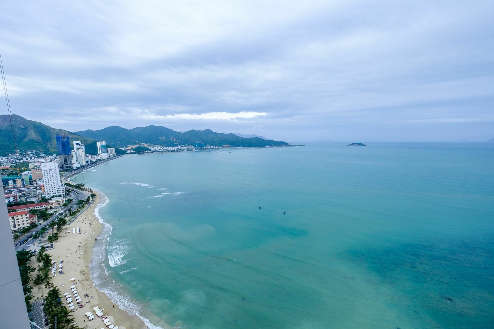נה טראנג Sunrise Hon Chong Ocean View Apartment מראה חיצוני תמונה